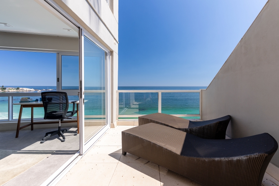 To Let 3 Bedroom Property for Rent in Clifton Western Cape